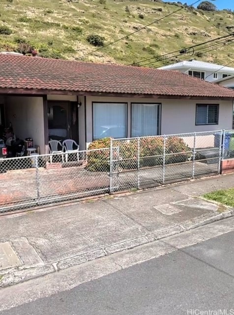 Under Contract $725,000