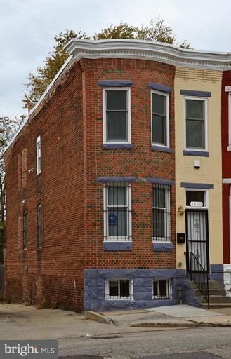 1900 N Pulaski St, Baltimore, MD 21217 - photo 1