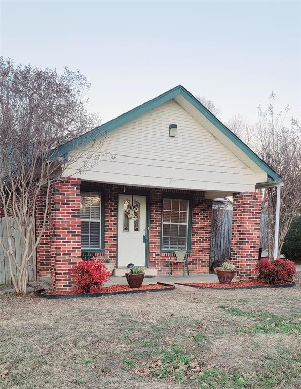 420 Bluebonnet Dr, Hurst, TX 76053 - photo 1