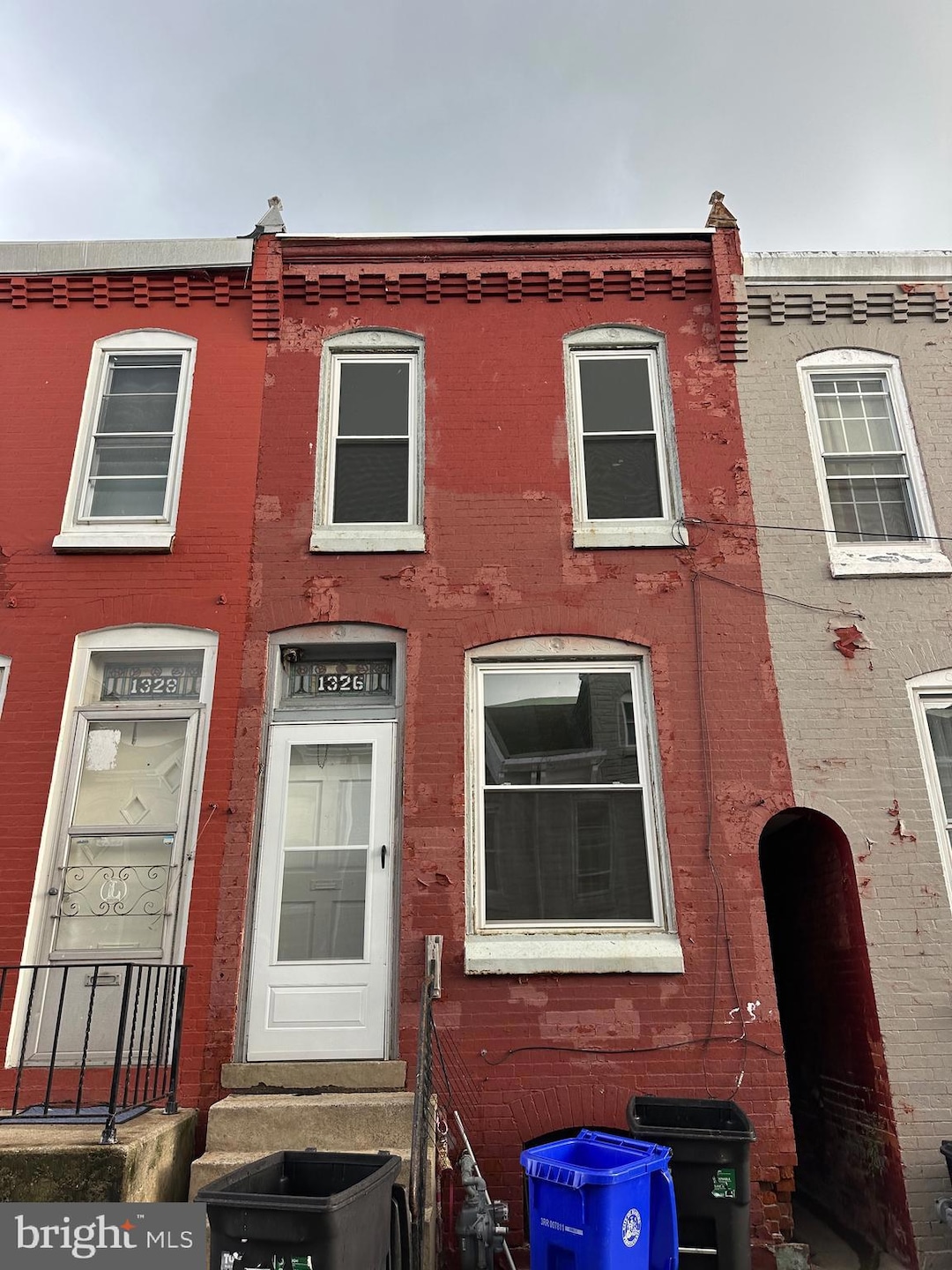 1326 Kenny St, Reading, PA 19602 - photo 1