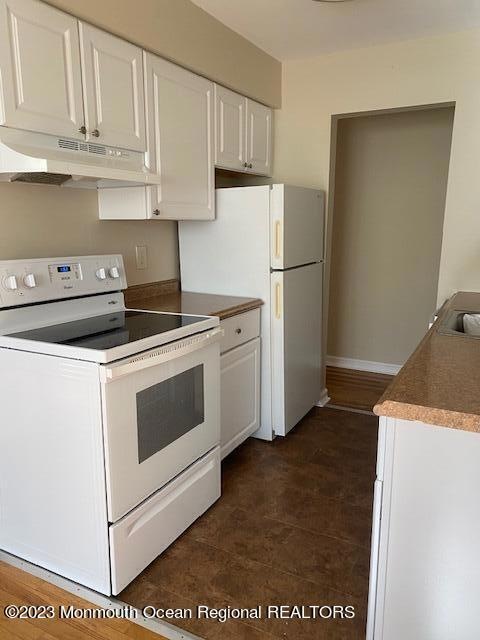 79 Stonehurst Blvd unit D, Freehold, NJ 07728 - photo 1