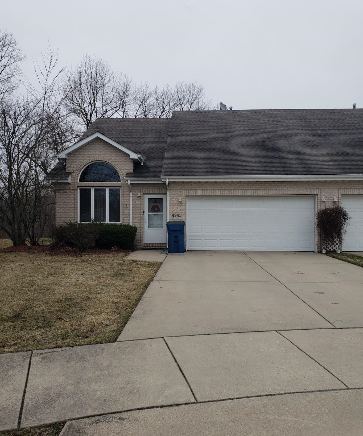 4941 W 93rd Ct, Crown Point, IN 46307 - photo 1