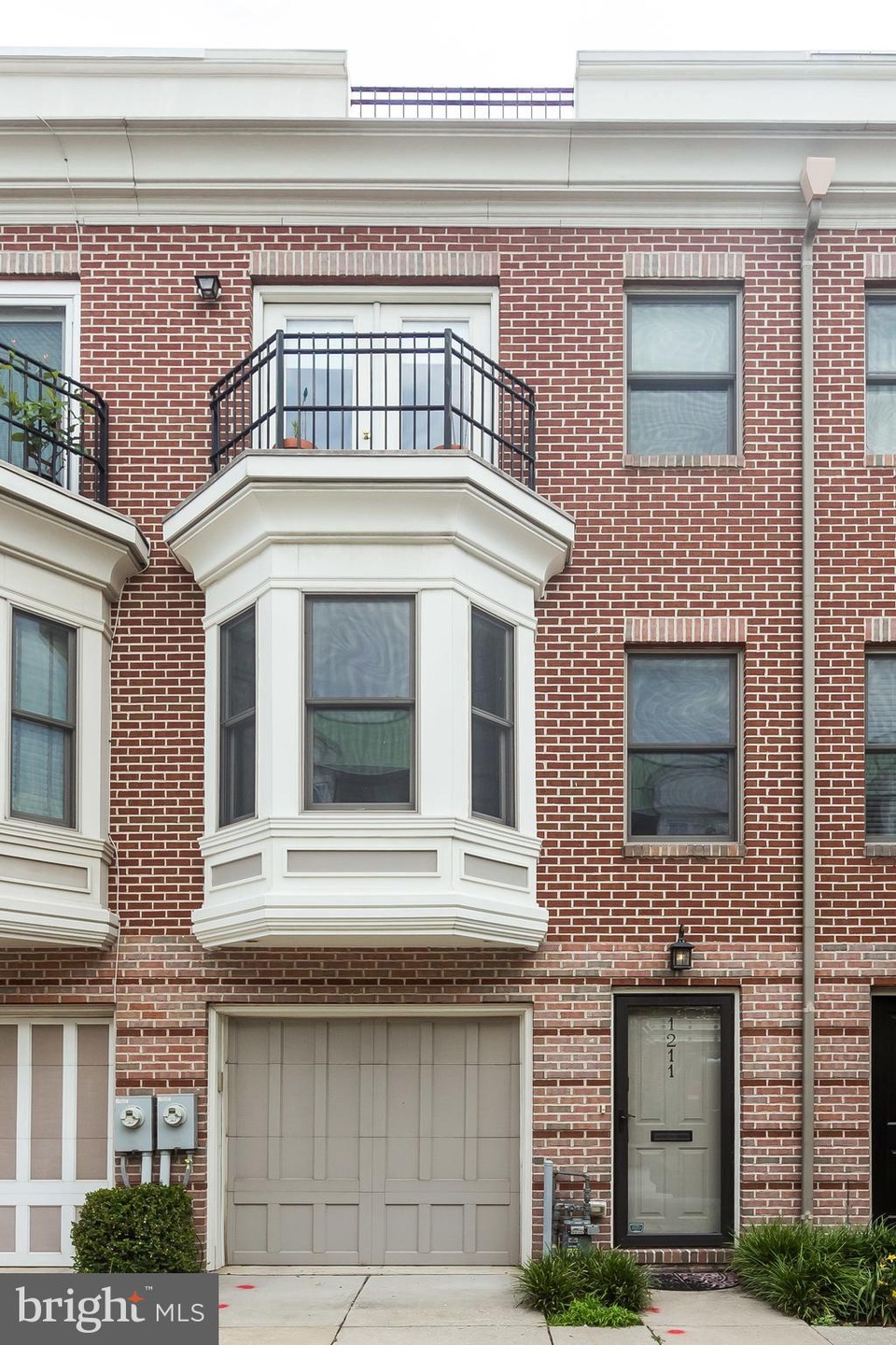 1211 S Bouldin St, Baltimore, MD 21224 - photo 1