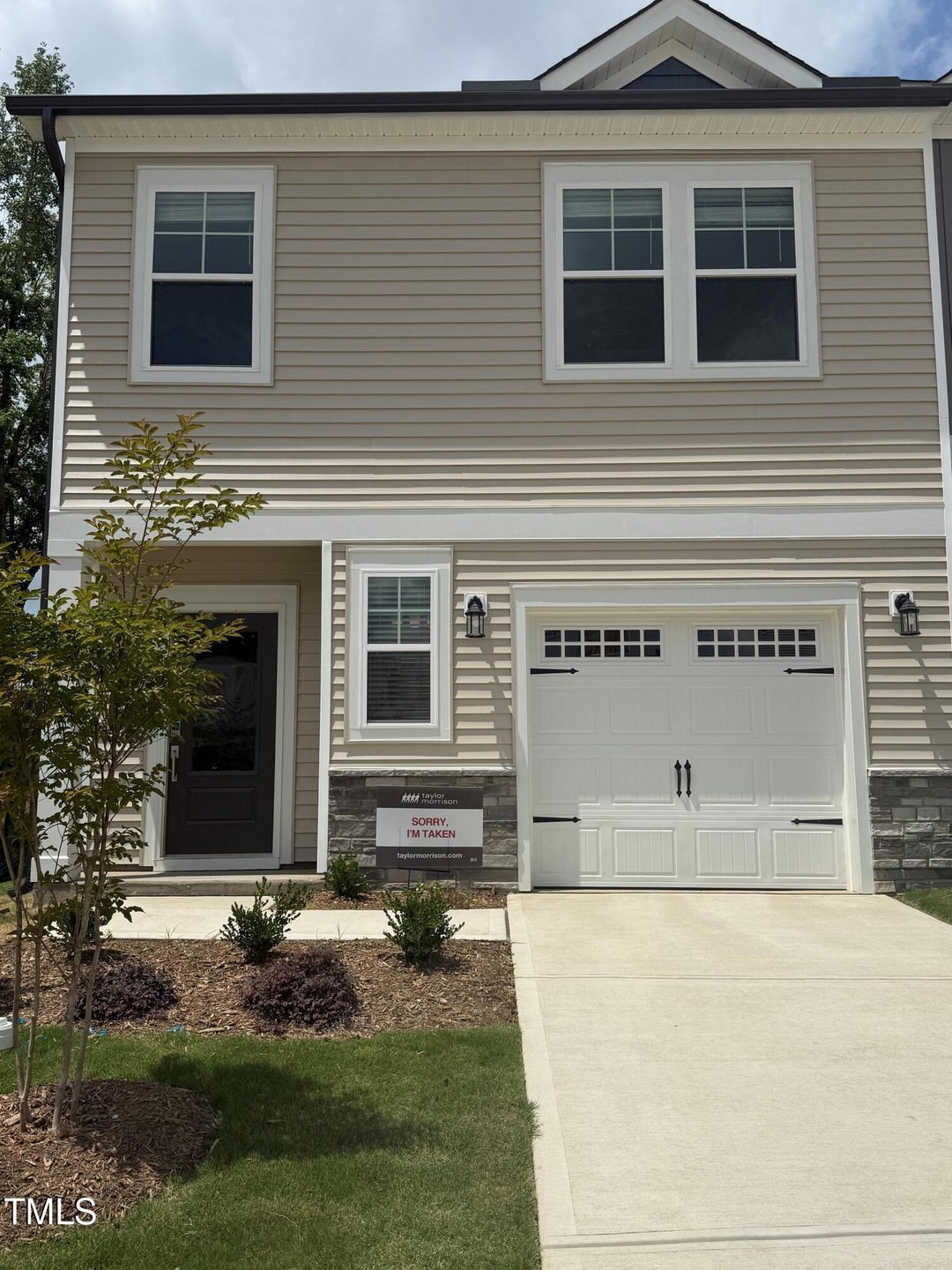 Sold $322,158