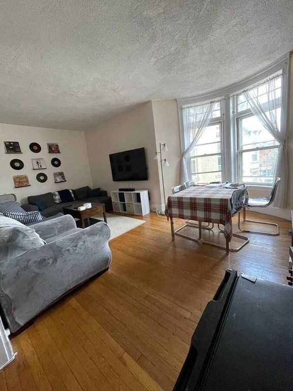 1677 Beacon St unit 6, Brookline, MA 02445 - photo 1