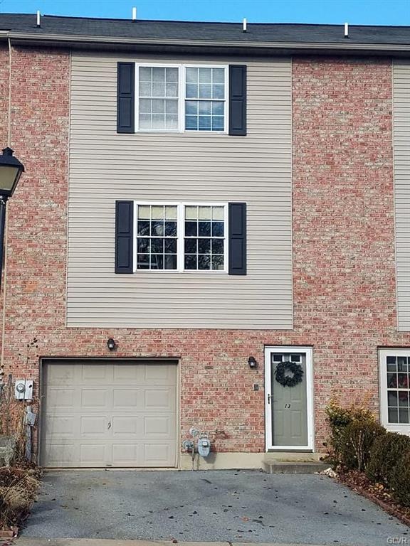 13 Jazz Cir, Whitehall, PA 18052 - photo 1