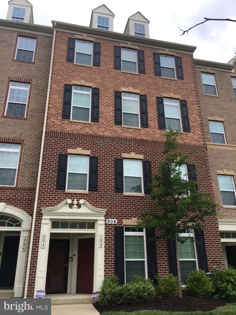 904 Hall Station Dr unit 103, Bowie, MD 20721 - photo 1