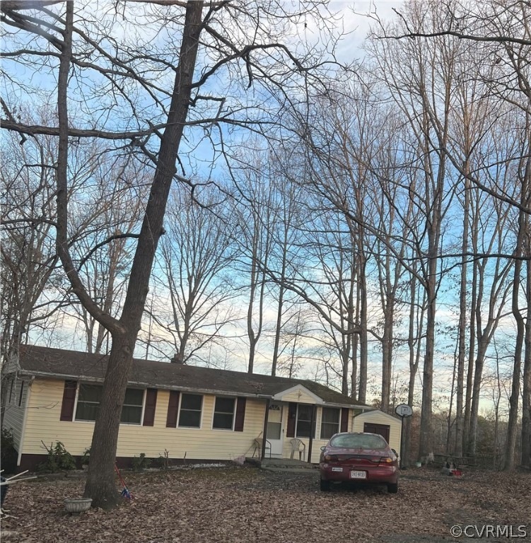 25297 Peaceful Valley Rd, Ruther Glen, VA 22546 - photo 1