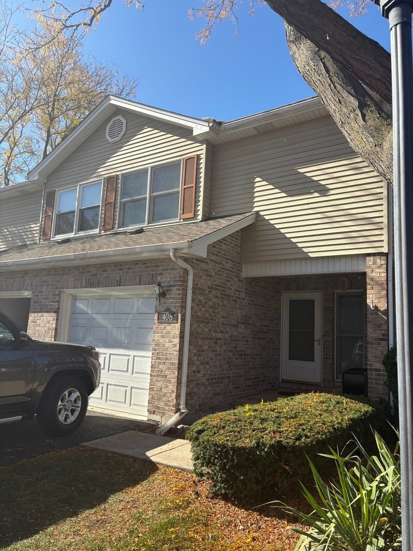 408 S Wenbriar Square unit 408, Addison, IL 60101 - photo 1