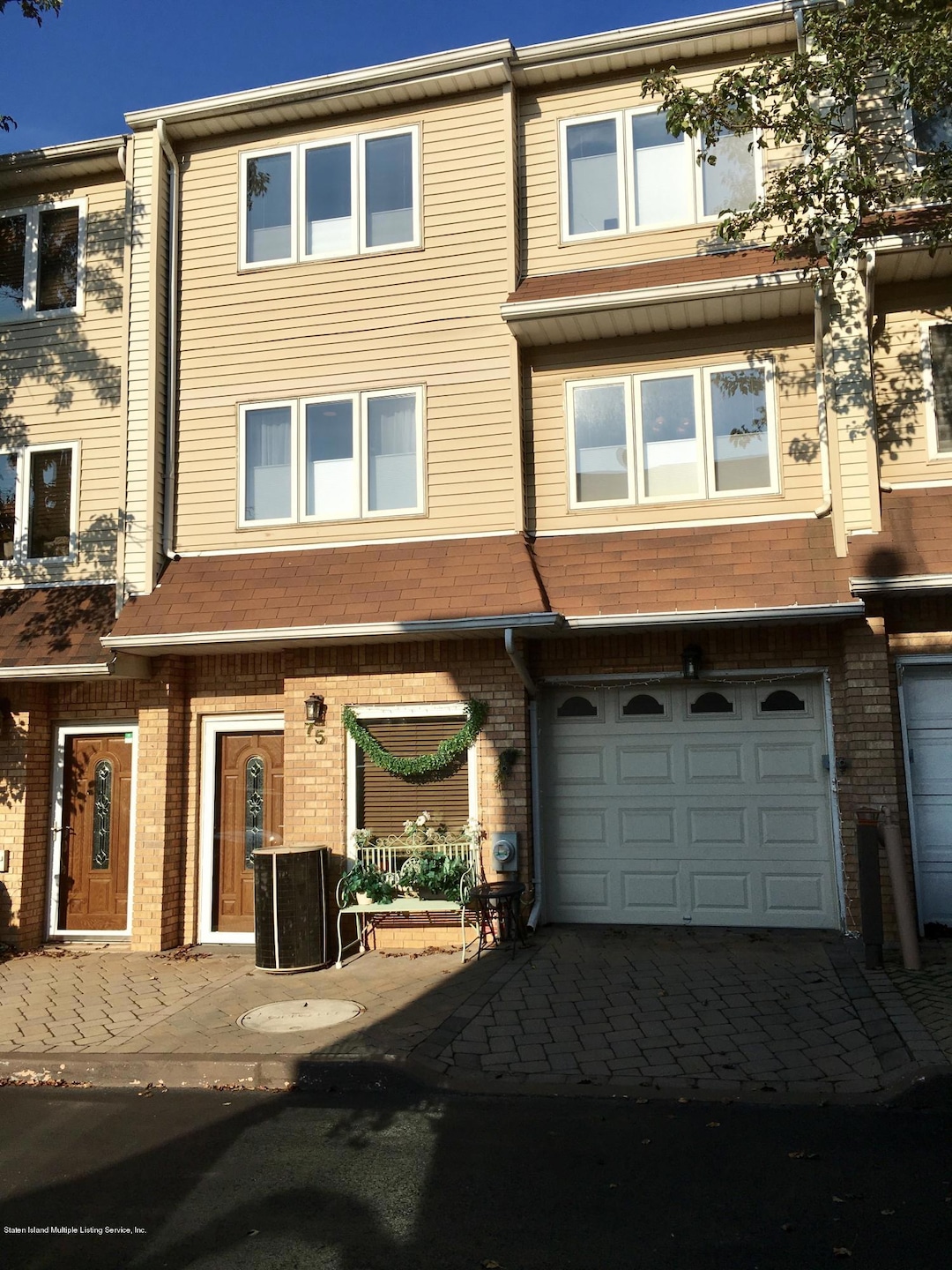 75 Ashley Ln, Staten Island, NY 10309 - photo 1