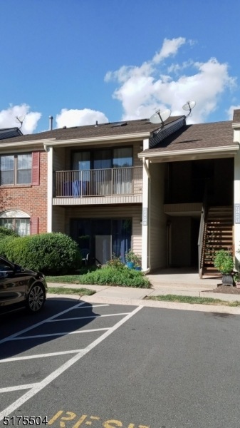 29 Taylor Dr unit 29, Franklin Park, NJ 08823 - photo 1