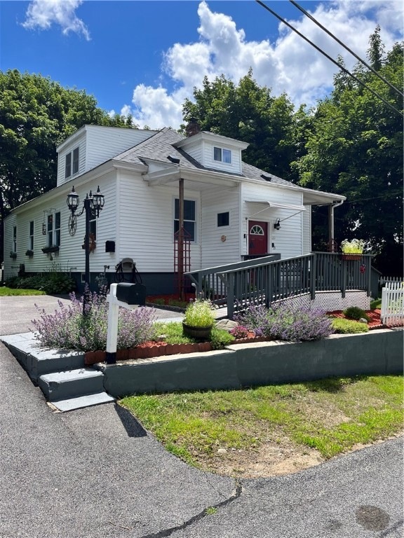35 Manila Ave, Woonsocket, RI 02895 - photo 1