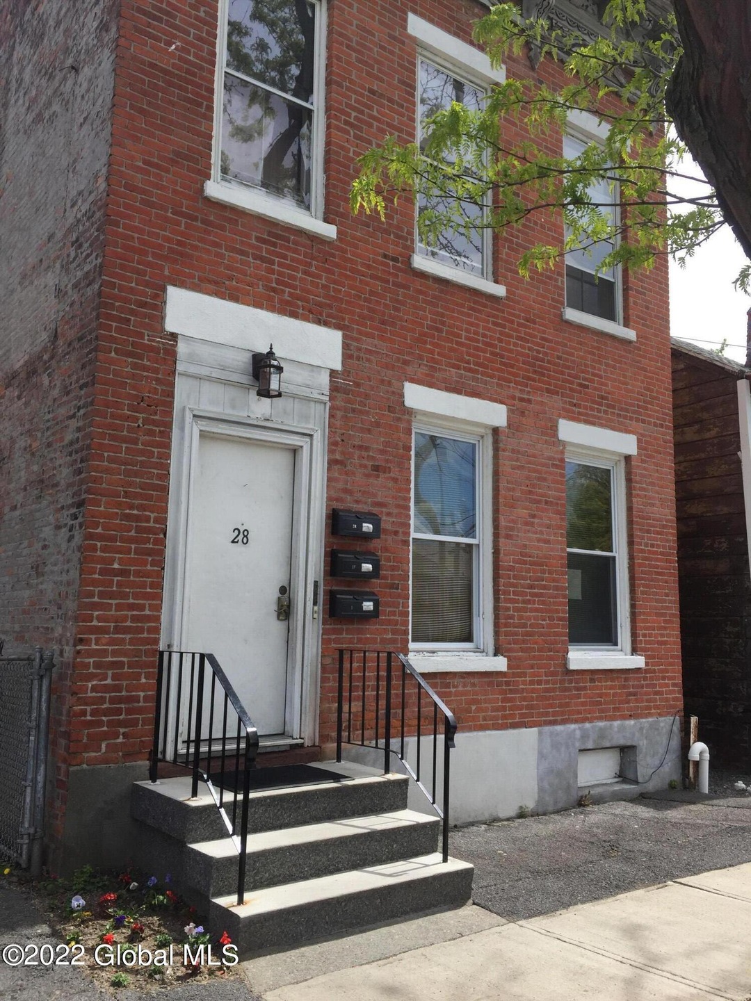 28 Cortland Place unit 1, Albany, NY 12203 - photo 1