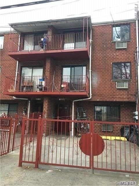 40-50 Case St, Elmhurst, NY 11373 - photo 1