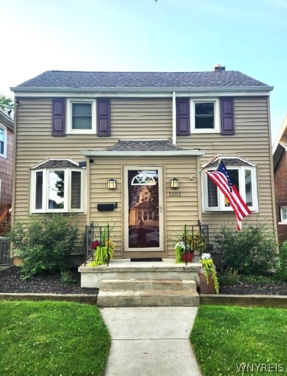 1102 James Ave, Niagara Falls, NY 14305 - photo 1