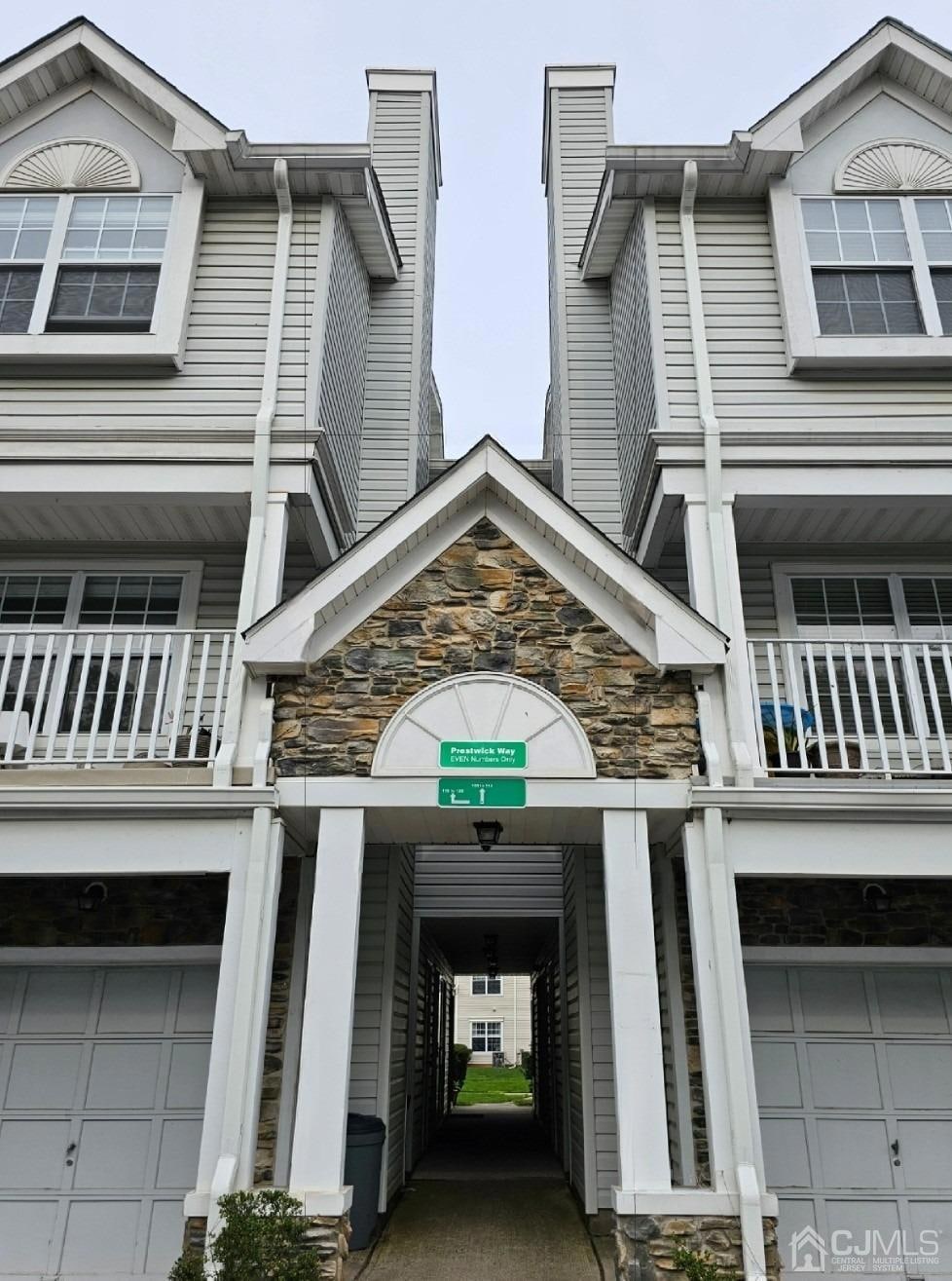 Breezeway leading to the front door