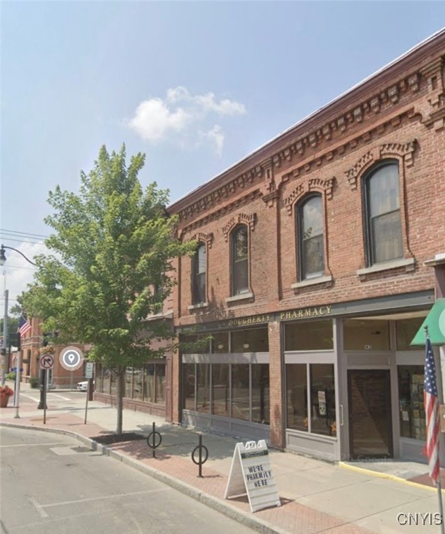 141 S Peterboro St, Canastota, NY 13032 - photo 1