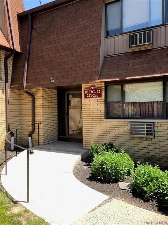 222 Richard Ct, Pomona, NY 10970 - photo 1