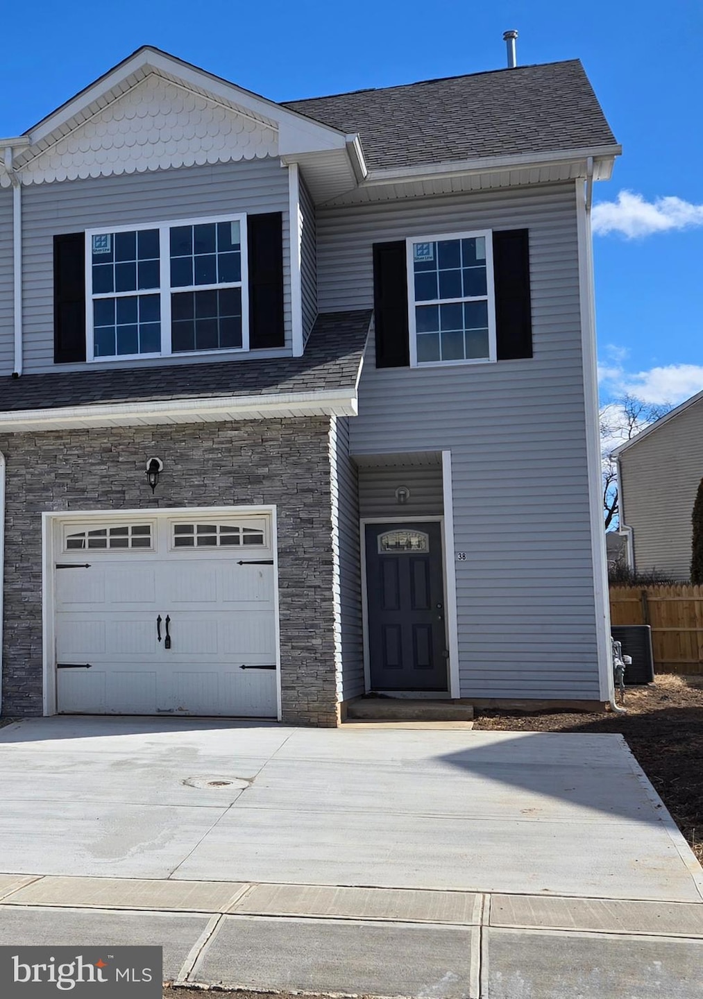 Pending $449,900