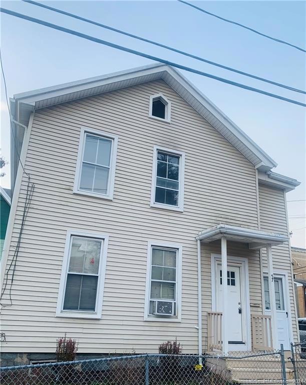 59 Green St unit 2nd floor, Waterbury, CT 06708 - photo 1