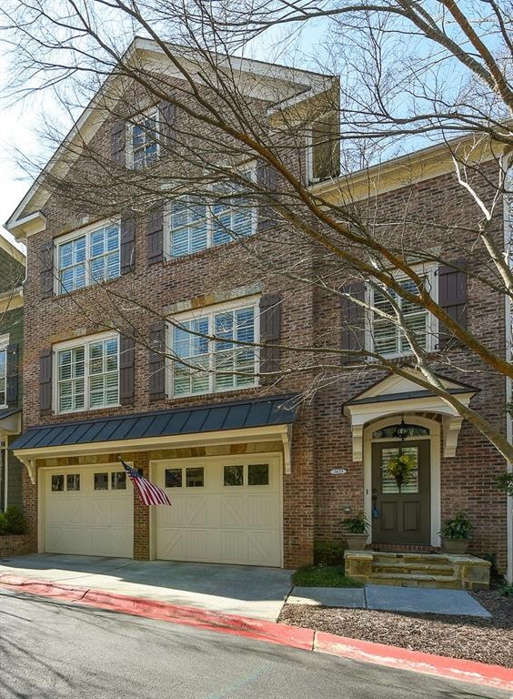 Executive, Luxury End Unit Townhome, with an eleva