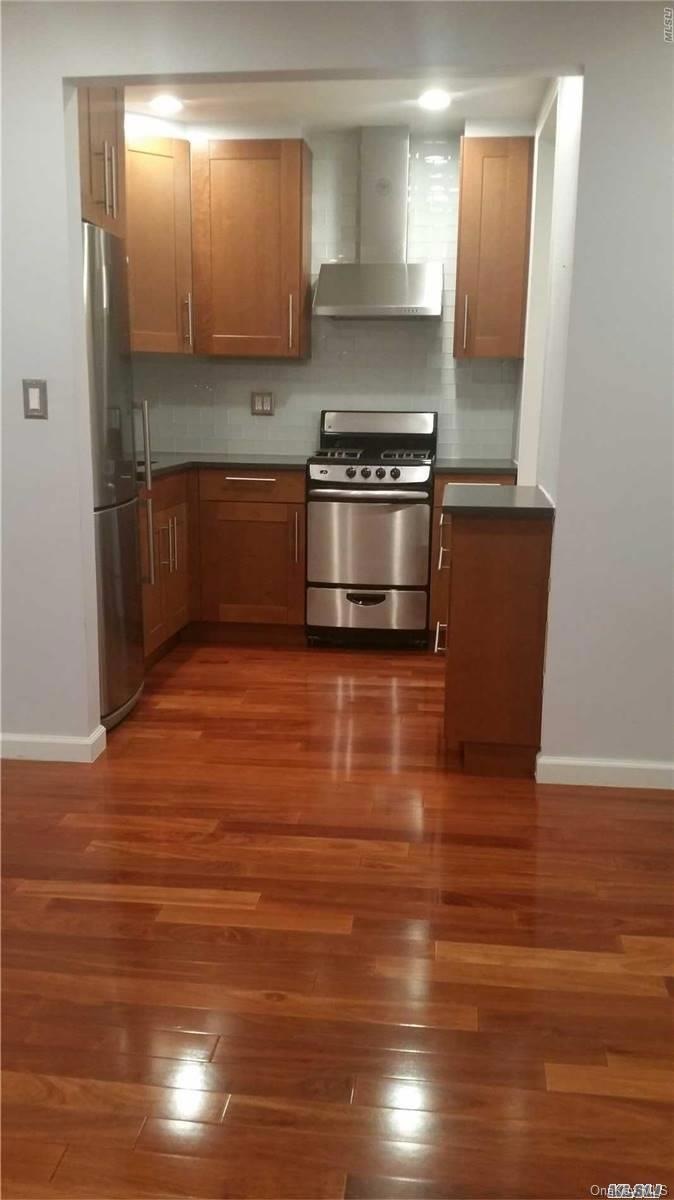 Park Manor Condo unit 7K, Forest Hills, NY 11375 - photo 1