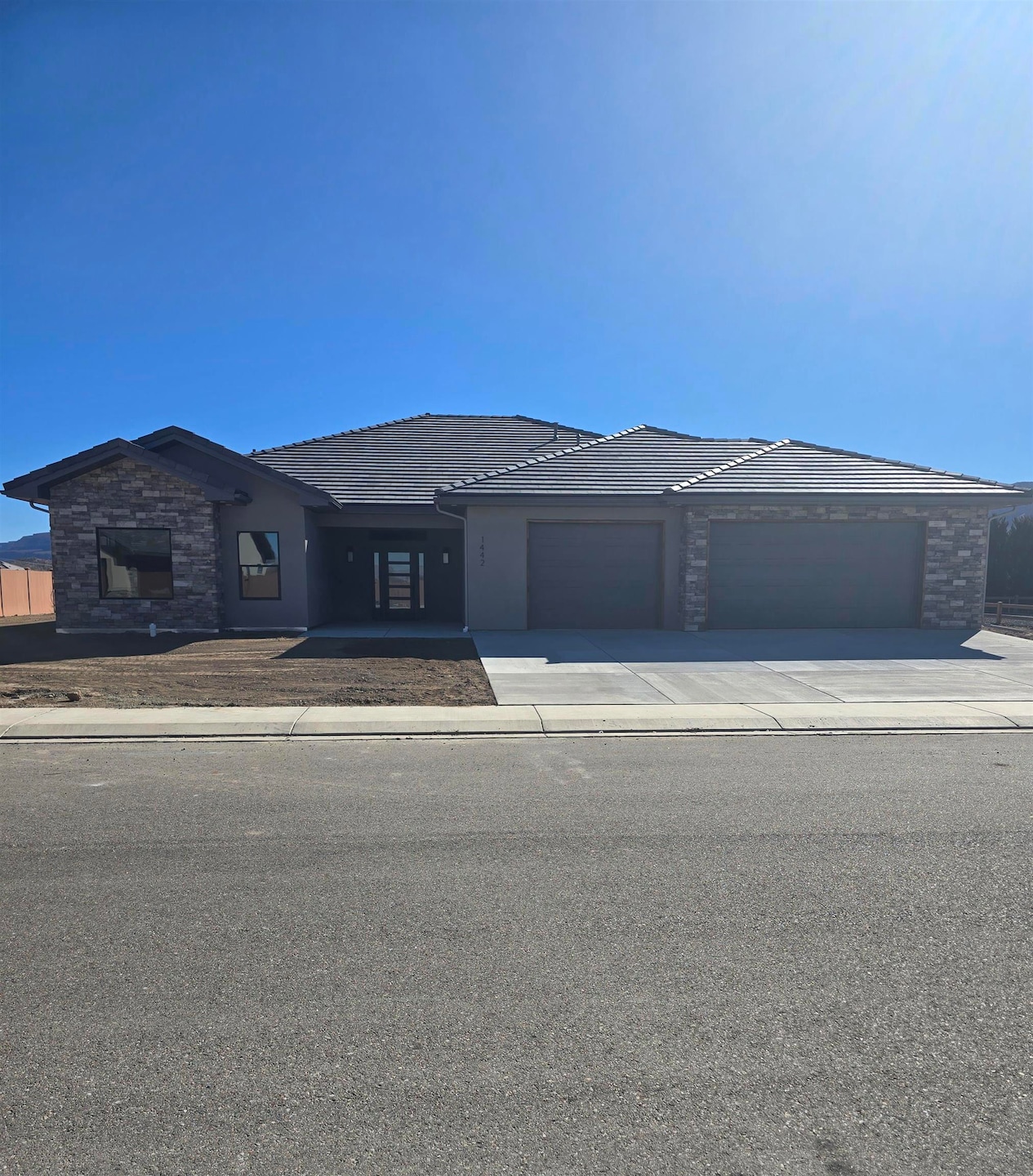 Sold $884,500 • Co-Listing Agent