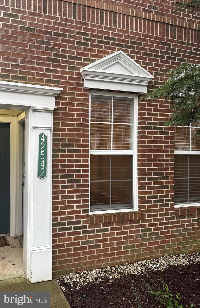 42542 Mayflower Terrace, Ashburn, VA 20148 - photo 1