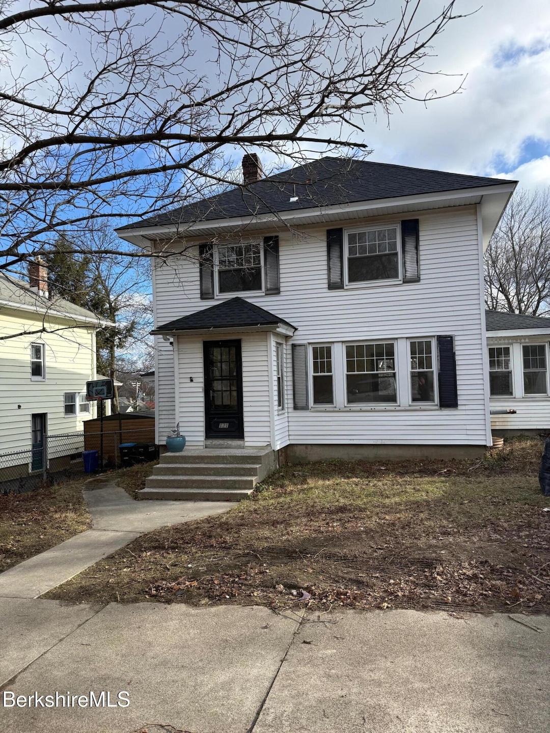 121 Edward Ave, Pittsfield, MA 01201 - photo 1