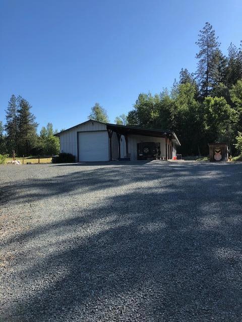 3000 E Evans Creek Rd, Rogue River, OR 97537 - photo 1
