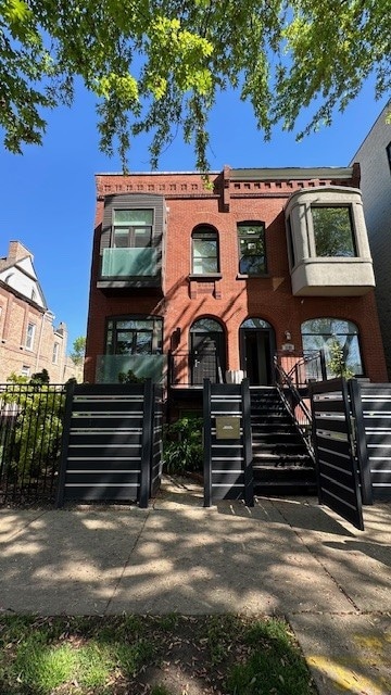 2142 W Monroe St unit 1, Chicago, IL 60612 - photo 1