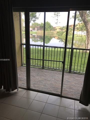 15430 SW 82nd Ln unit 617, Miami, FL 33193 - photo 1