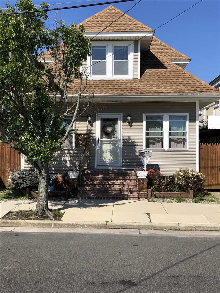 309 W Cresse Ave, Wildwood, NJ 08260 - photo 1