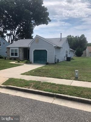 101 Lakebridge Dr, Woodbury, NJ 08096 - photo 1