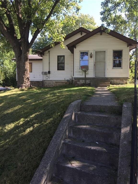 1702 E Lynn St, Anderson, IN 46016 - photo 1