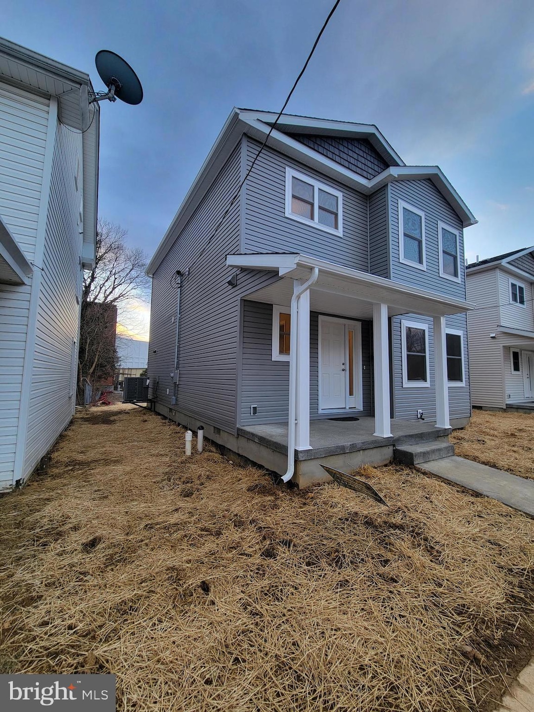 242 W 2nd St, Waynesboro, PA 17268 - photo 1