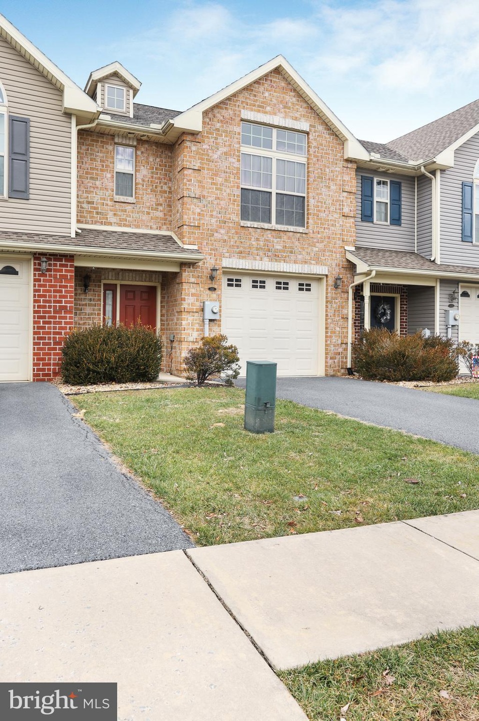2031 Powell Dr, Chambersburg, PA 17201 - photo 1