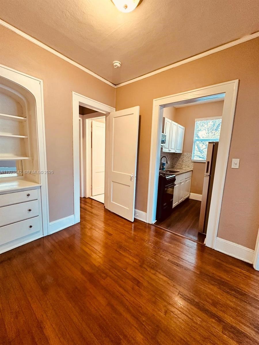 344 Mendoza Ave unit 7, Miami, FL 33134 - photo 1