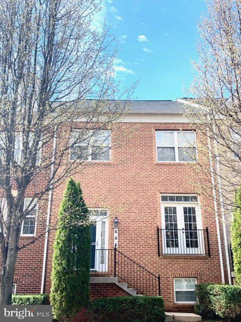 644 Cedar Spring St, Gaithersburg, MD 20877 - photo 1