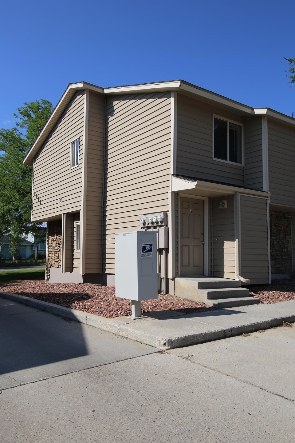 1943 Edwards Drive B