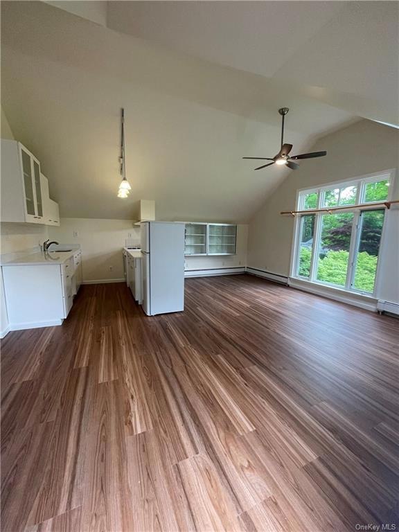 15 Locust Rd unit 2nd Fl., Greenwich, CT 06831 - photo 1