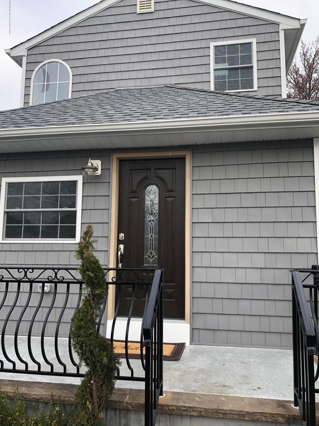 F9E5E2C3-1F1A-4D74-8ED4-32CD2D667B88