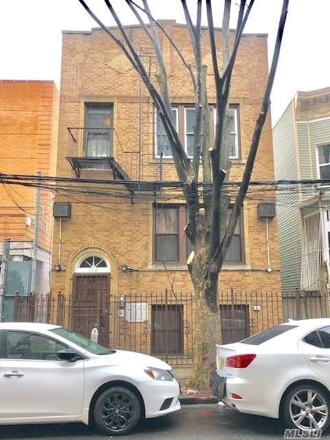 779 Garden St, Bronx, NY 10460 - photo 1