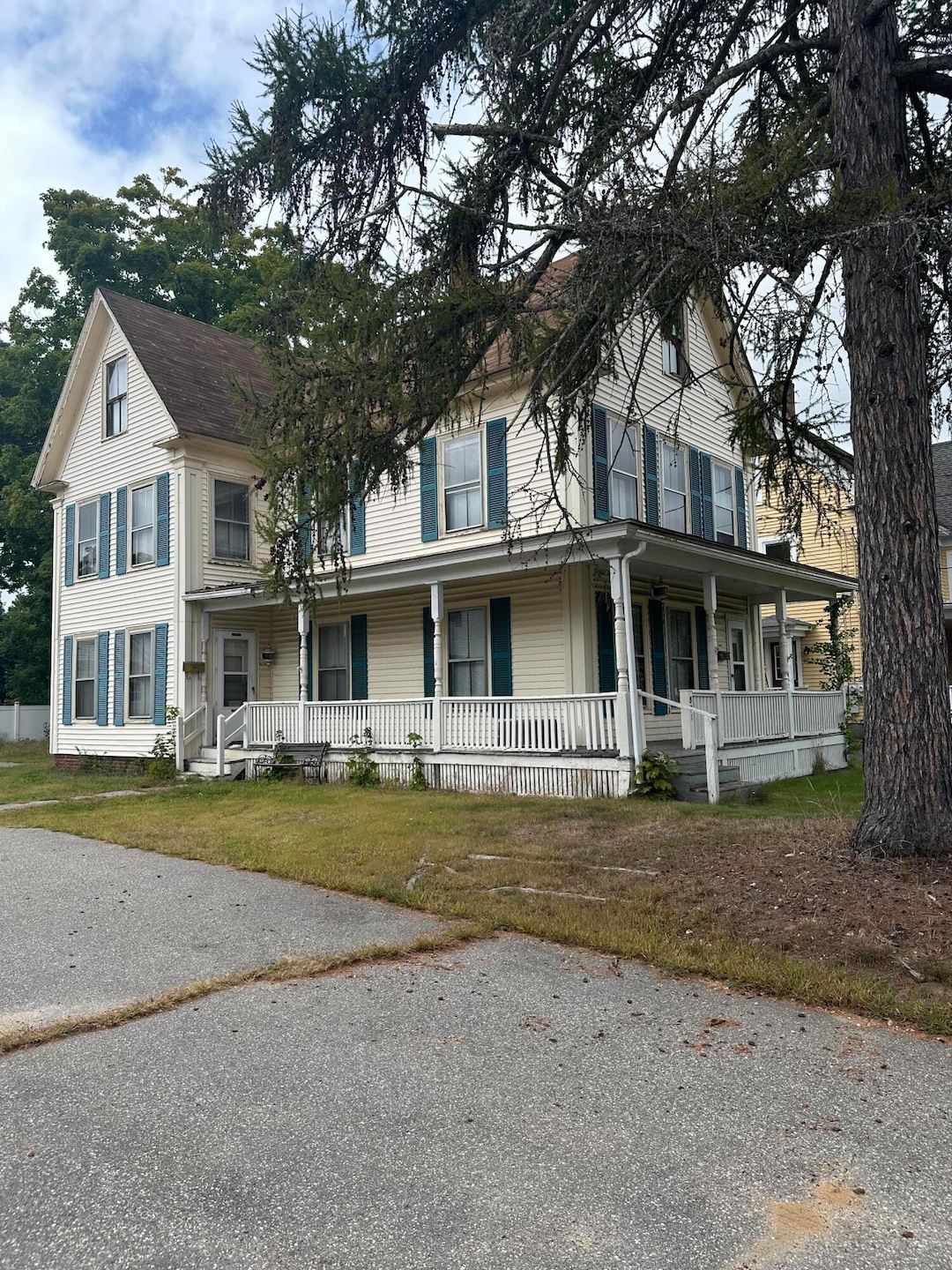 821 Main St, Sanford, ME 04073 - photo 1