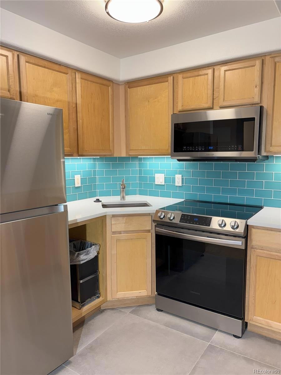 1833 N Williams St unit 307, Denver, CO 80218 - photo 1