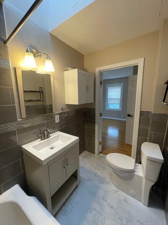 7 Wenlock Rd unit 7, Dorchester, MA 02122 - photo 1