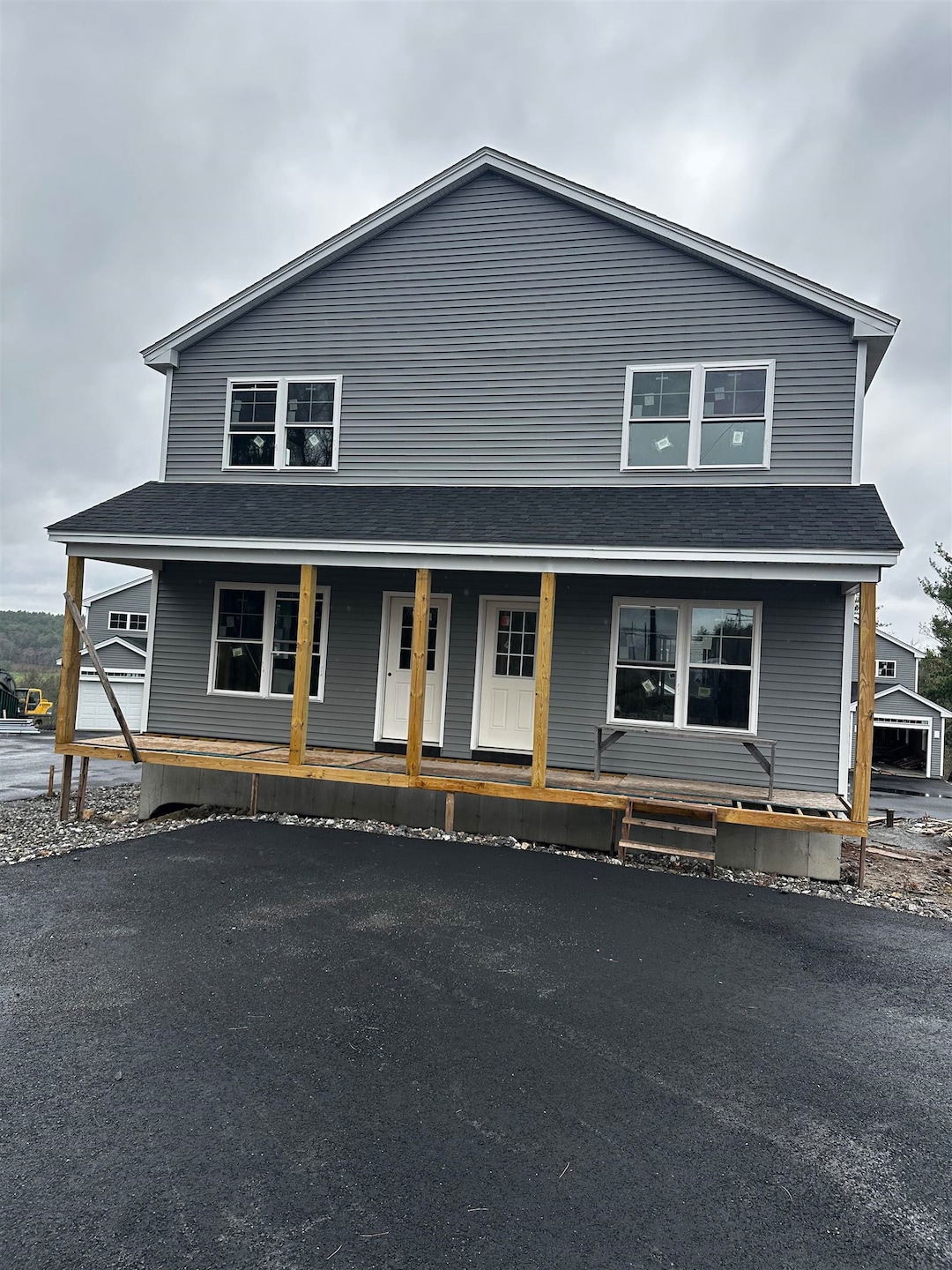 For Sale $550,000 • Co-Listing Agent