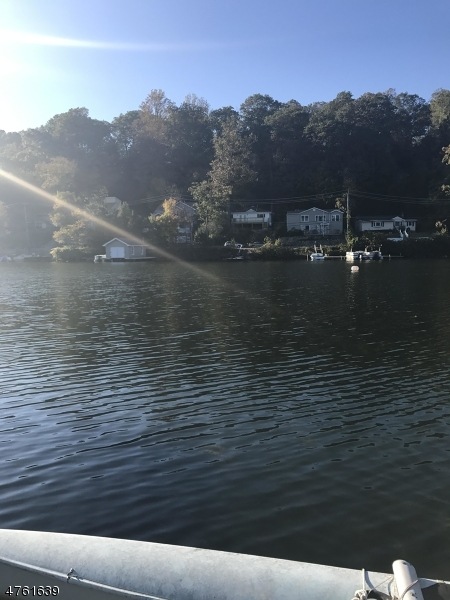 20 W River Styx Rd, Hopatcong, NJ 07843 - photo 1