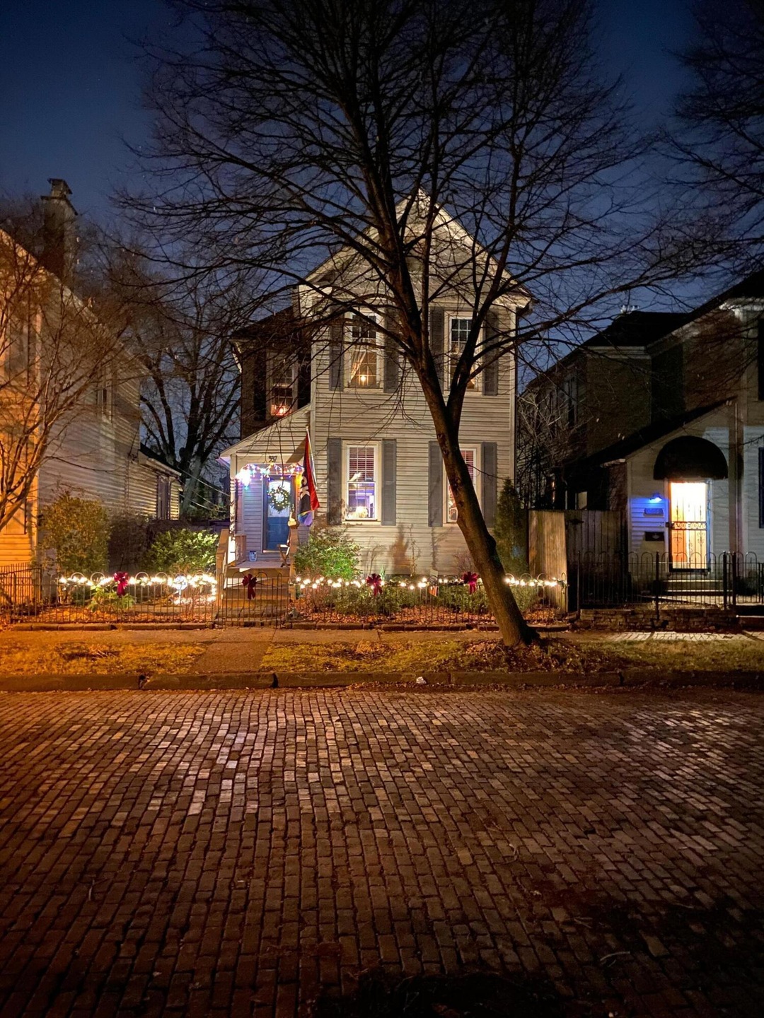 537 E Beck St, Columbus, OH 43206 - photo 1