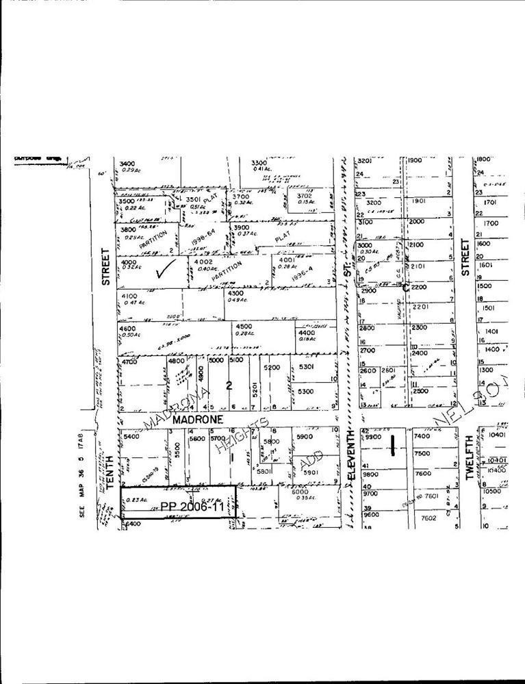 929 NE 10th St, Grants Pass, OR 97526 - photo 1